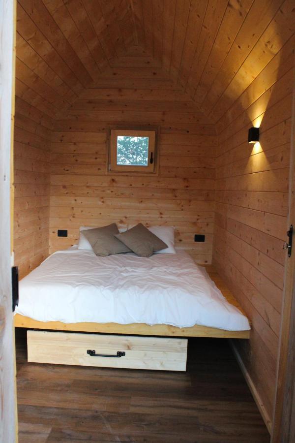 Hiška-Glamping Hotel Ajdovščina Eksteriør billede