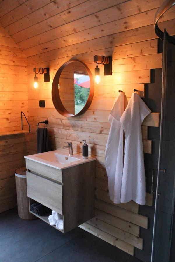 Hiška-Glamping Hotel Ajdovščina Eksteriør billede