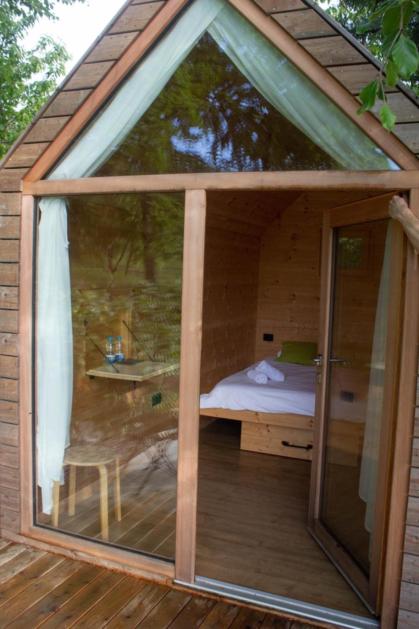 Hiška-Glamping Hotel Ajdovščina Eksteriør billede